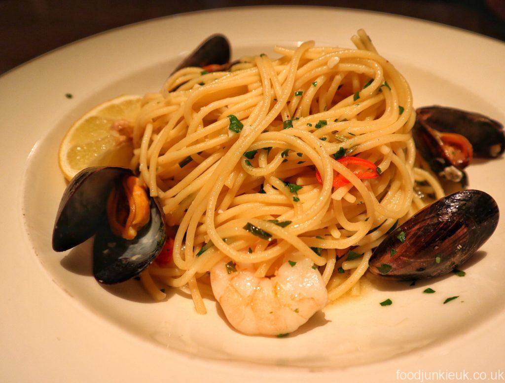 Gusto seafood spaghetti