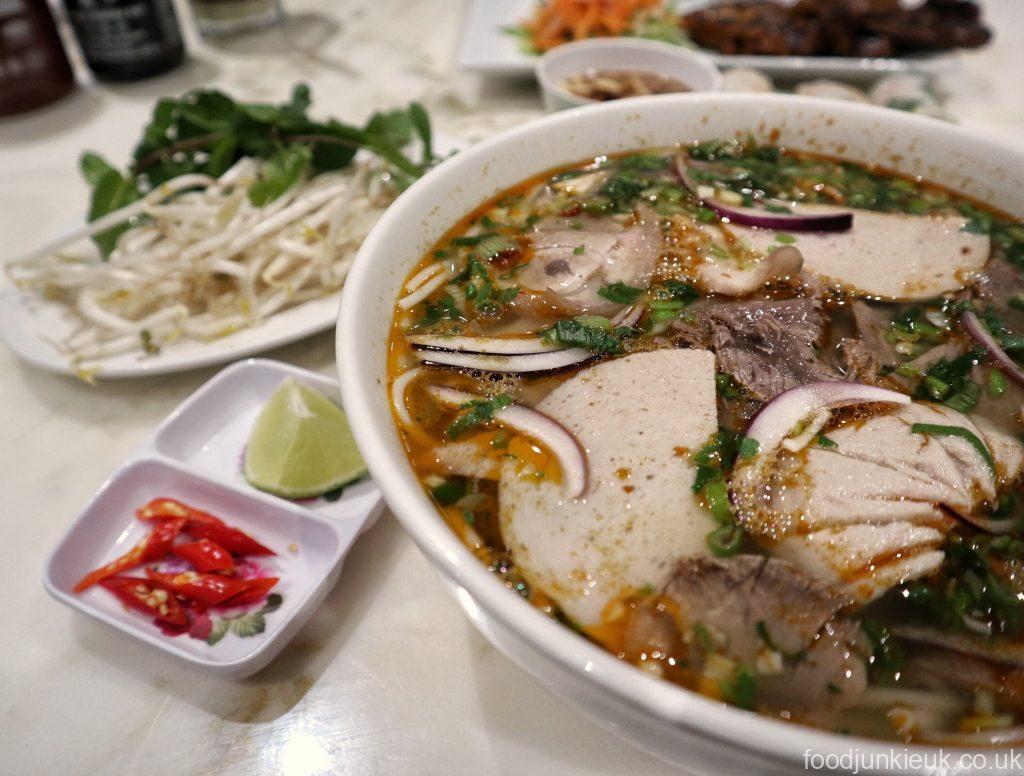 [英國曼城美食]高CP值的道地越南料理-I am Pho