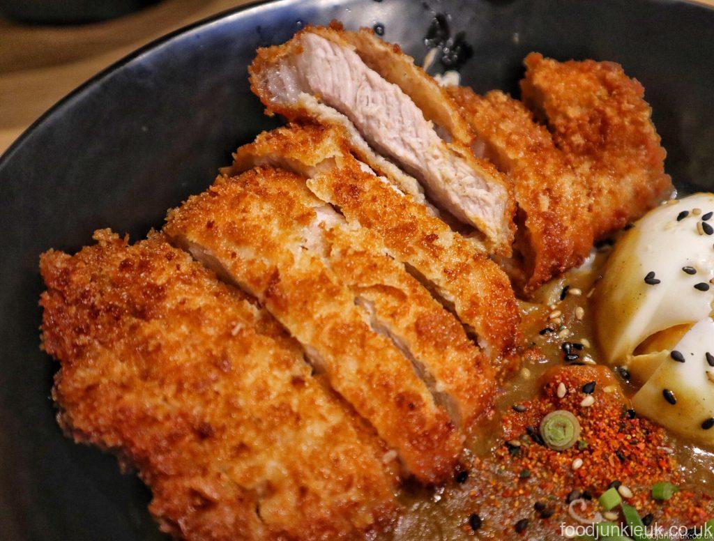 [英國曼城美食]隱身學區的美味炸豬排日式餐廳-Oishi-Q