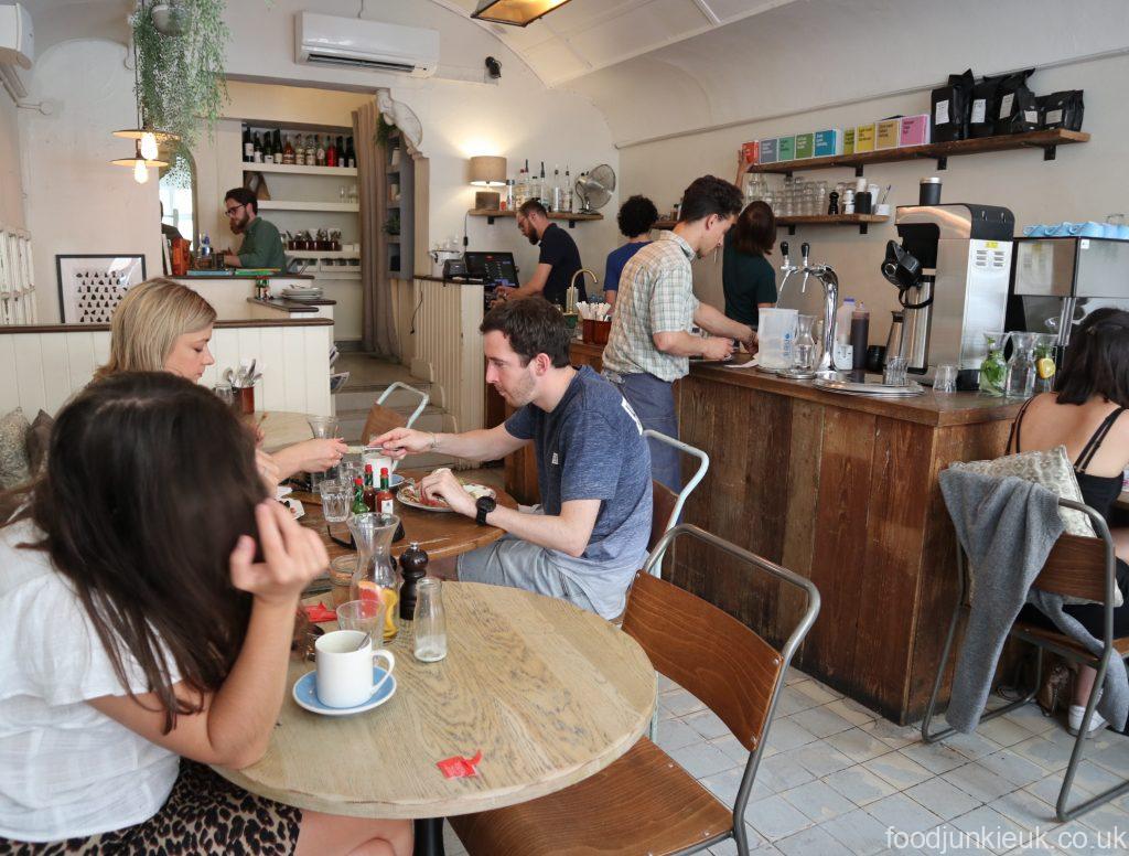 Fantastic Breakfast Cafe in Notting Hill - Eggbreak