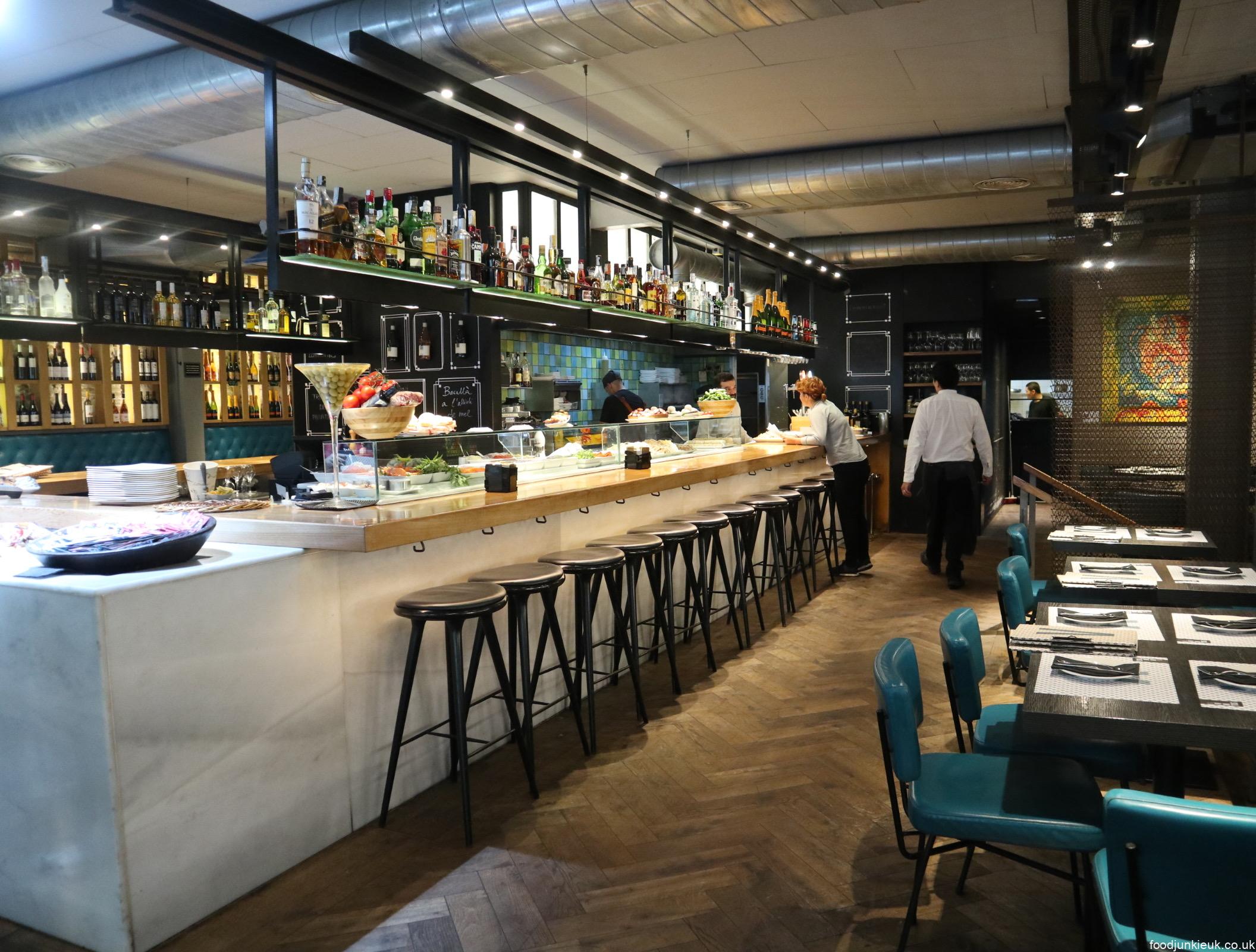 Popular Tapas Bar in Barcelona Vinitus Food Junkie UK