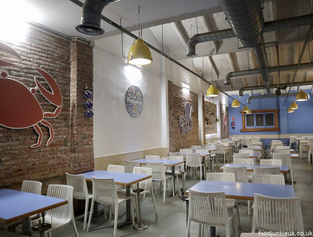Great Value Seafood Restaurant in Barcelona - La Paradeta