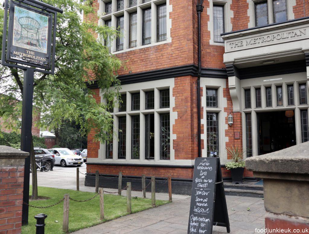 Amazing Sunday Roast at a Local Pub in Didsbury - The Metropolitan