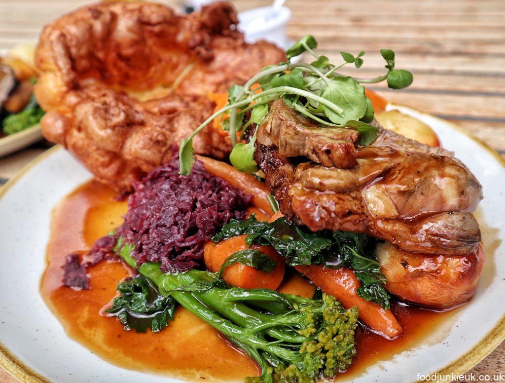 [英國曼城美食]充滿英國傳統美食的當地酒吧 - The Metropolitan